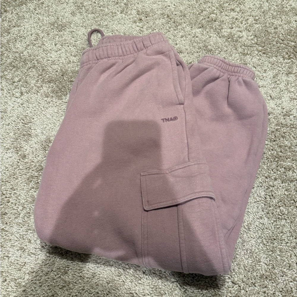 Aritzia cargo sweatpants